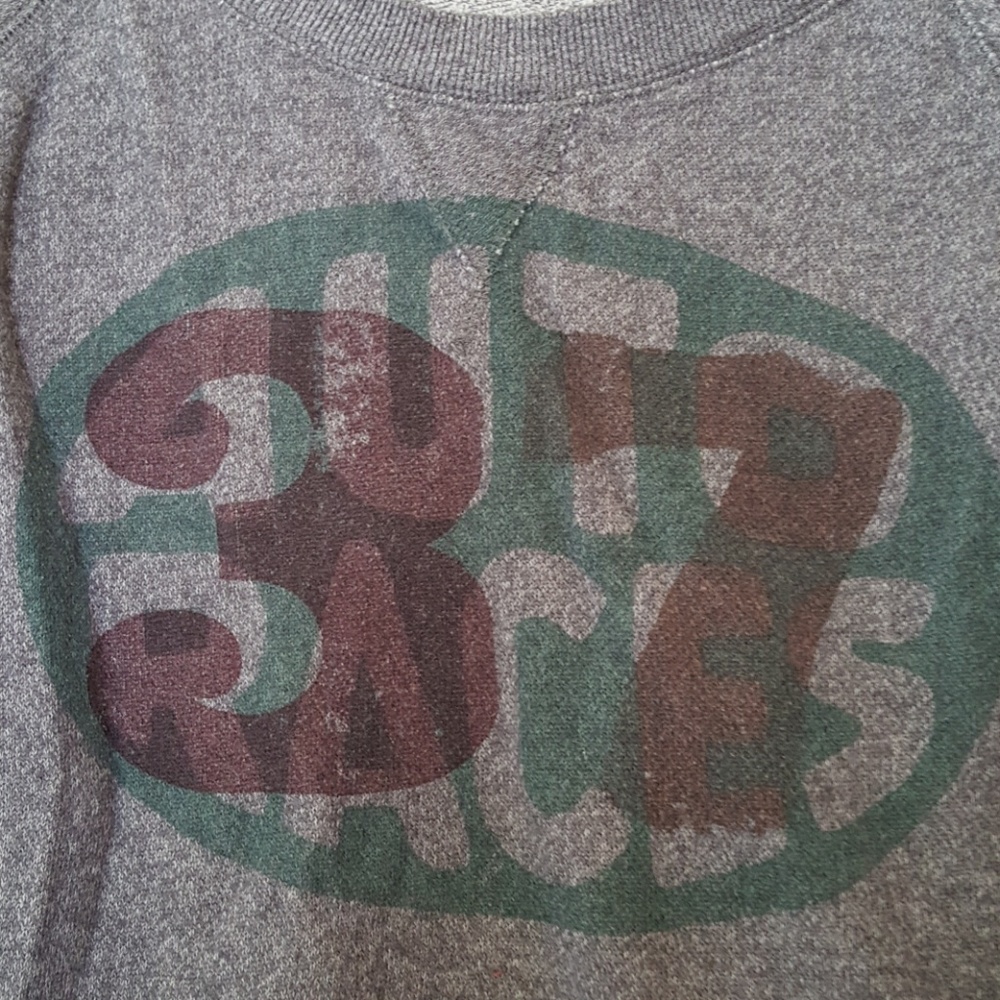Retro graphic pullover - Picture 3 of 3